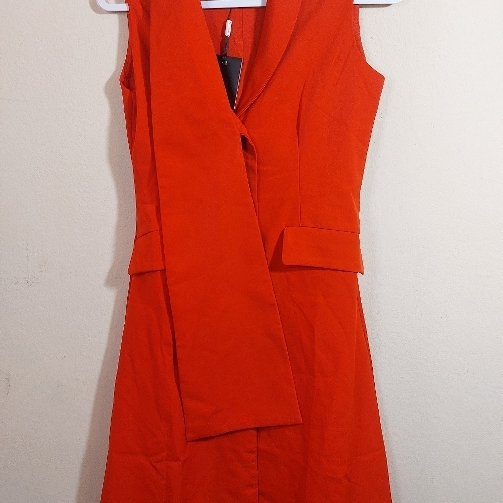 H. Y Home Ladied Sleeveless Fashion Forward Midi Dress- size M - Picture 3 of 4